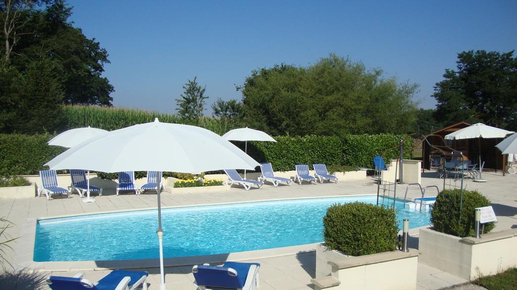 Bed and Breakfast Le Venay Frontenaud Екстер'єр фото