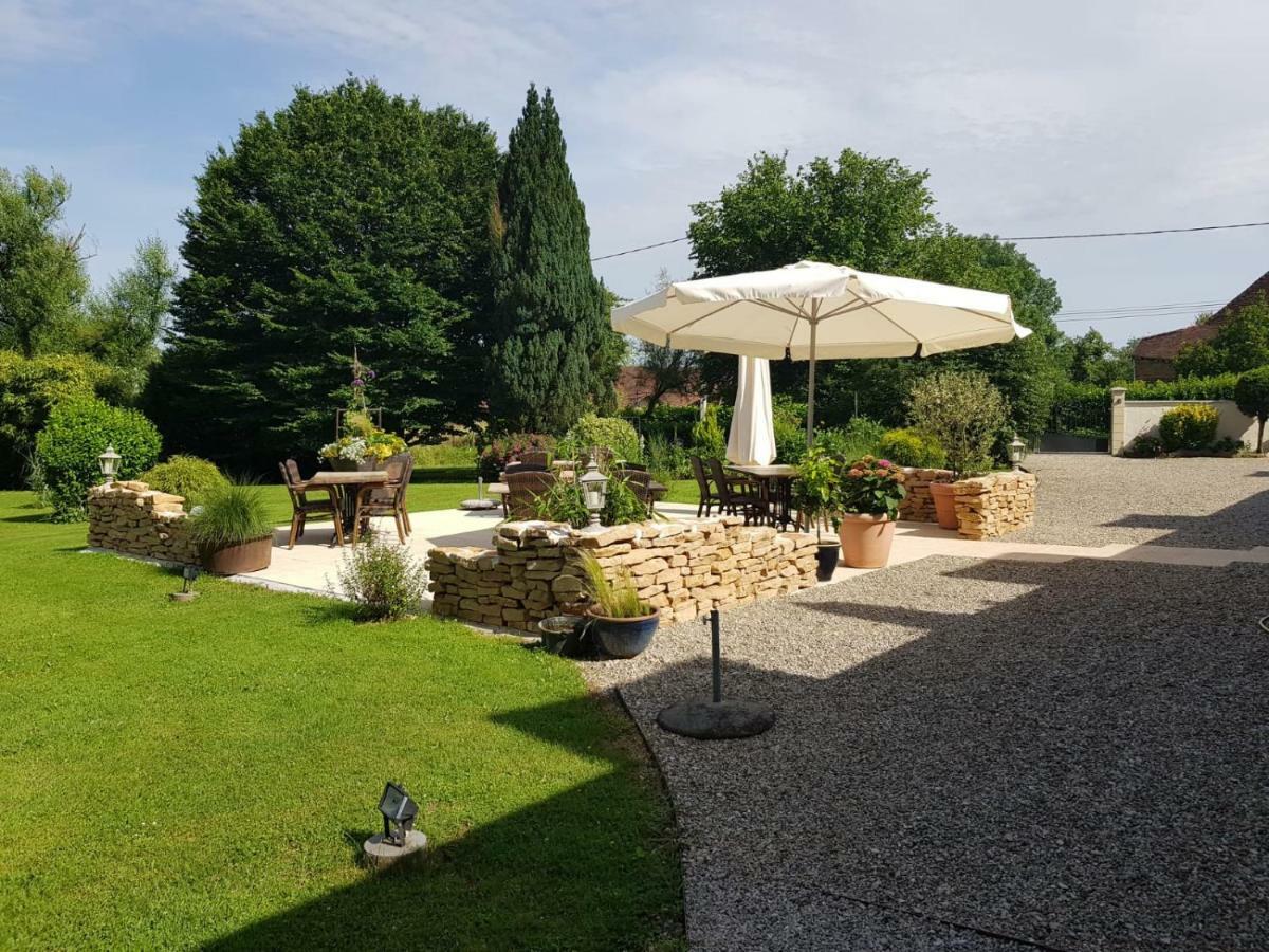 Bed and Breakfast Le Venay Frontenaud Екстер'єр фото