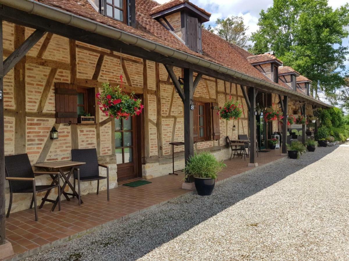 Bed and Breakfast Le Venay Frontenaud Екстер'єр фото