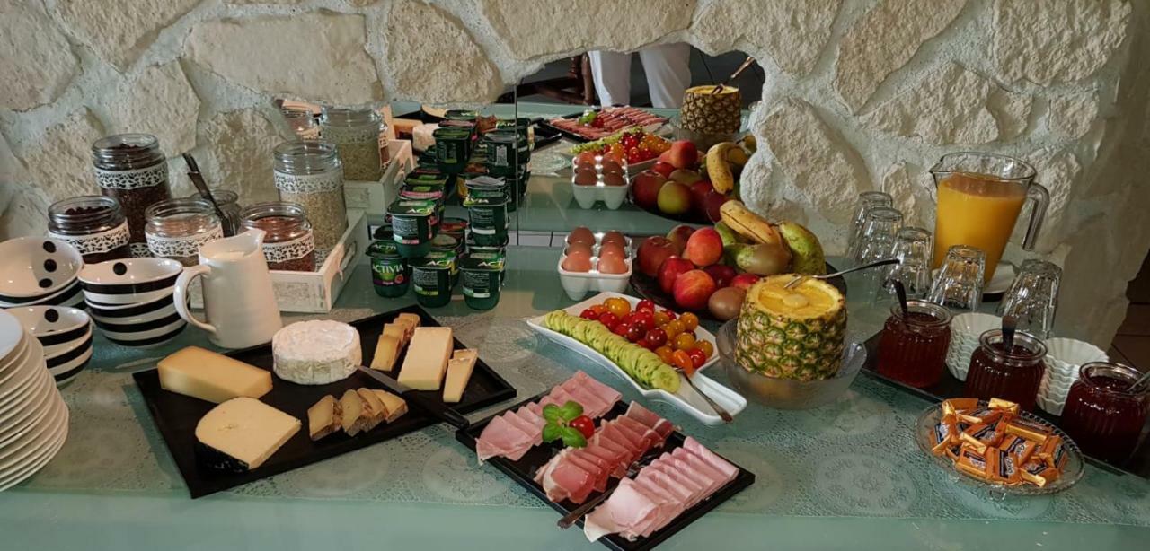Bed and Breakfast Le Venay Frontenaud Екстер'єр фото